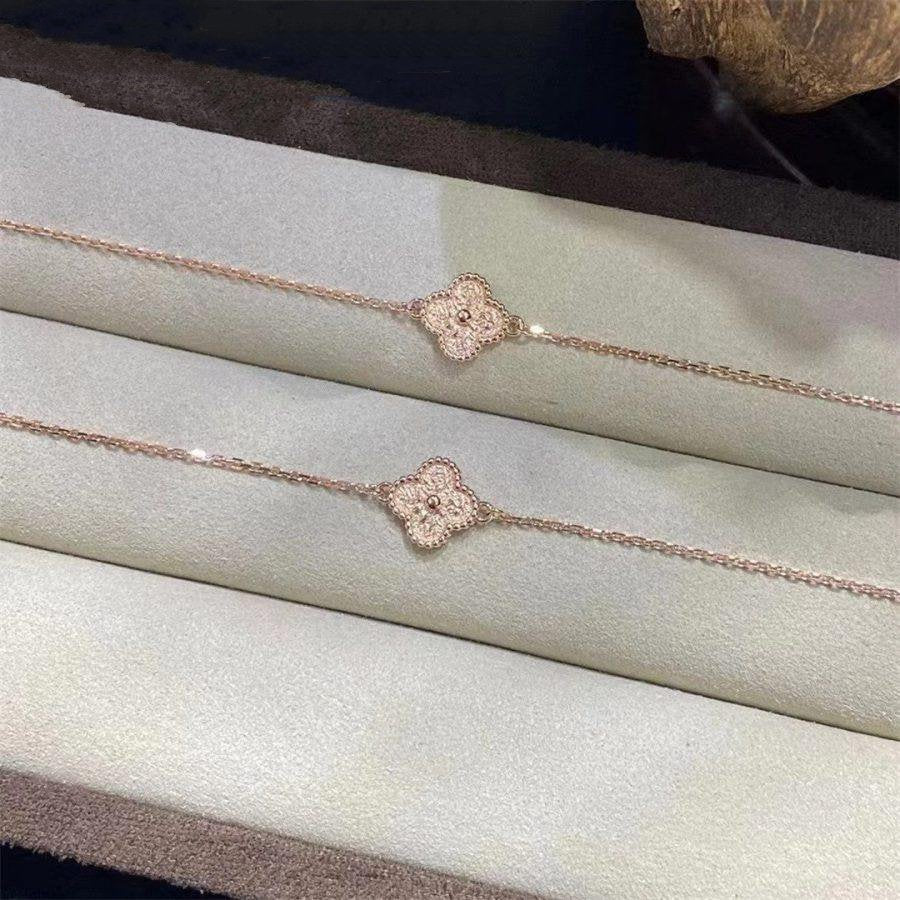 [Olivia JW]CLOVER SINGLE FLOWER BRACELET