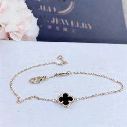 [Olivia JW]CLOVER ONYX SINGLE FLOWER BRACELET