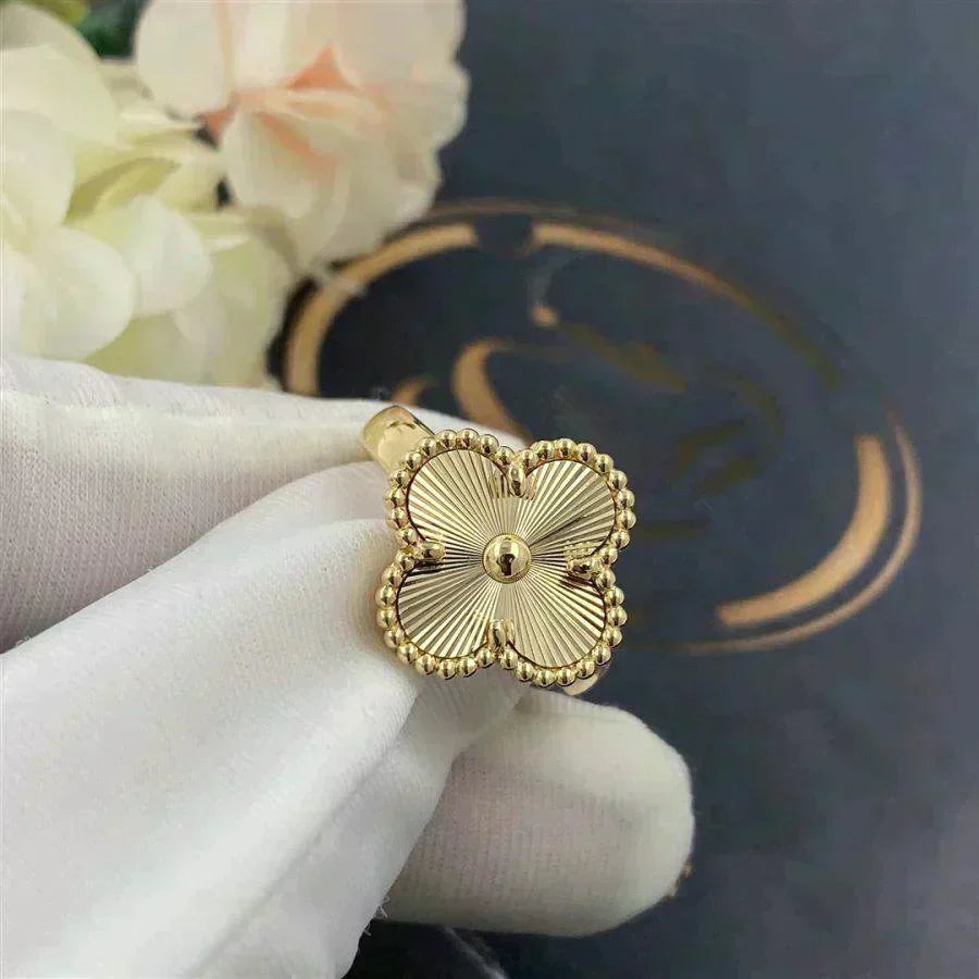 [Olivia JW]CLOVER GOLD RING
