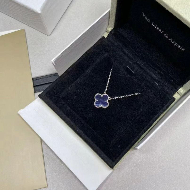 [Olivia JW]CLOVER 15MM PIETERSITE NECKLACE SILVER