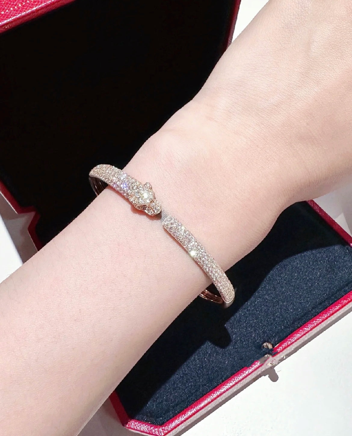 [Olivia JW]PANTHERE FULL DIAMOND OPEN BRACELET