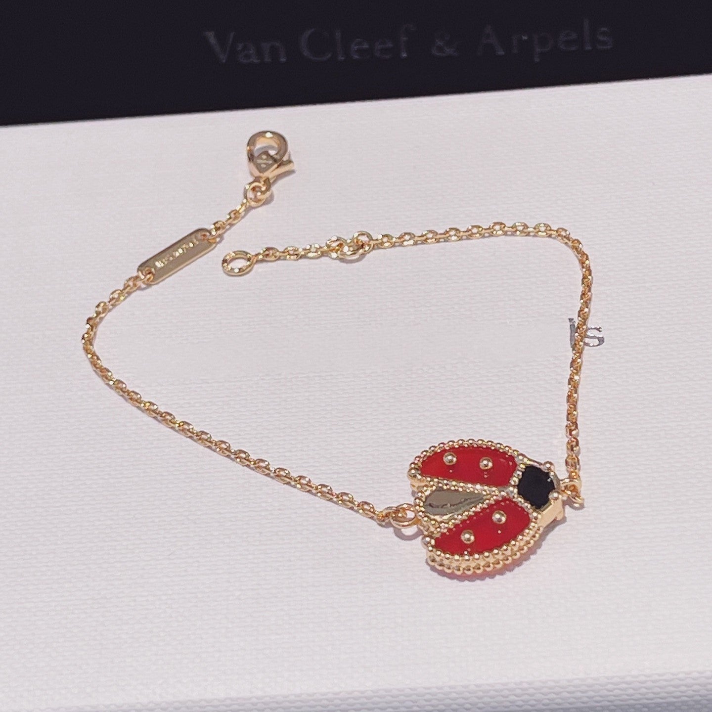 [Olivia JW]LUCKY SPRING 1 MOTIF PINK GOLD BRACELET