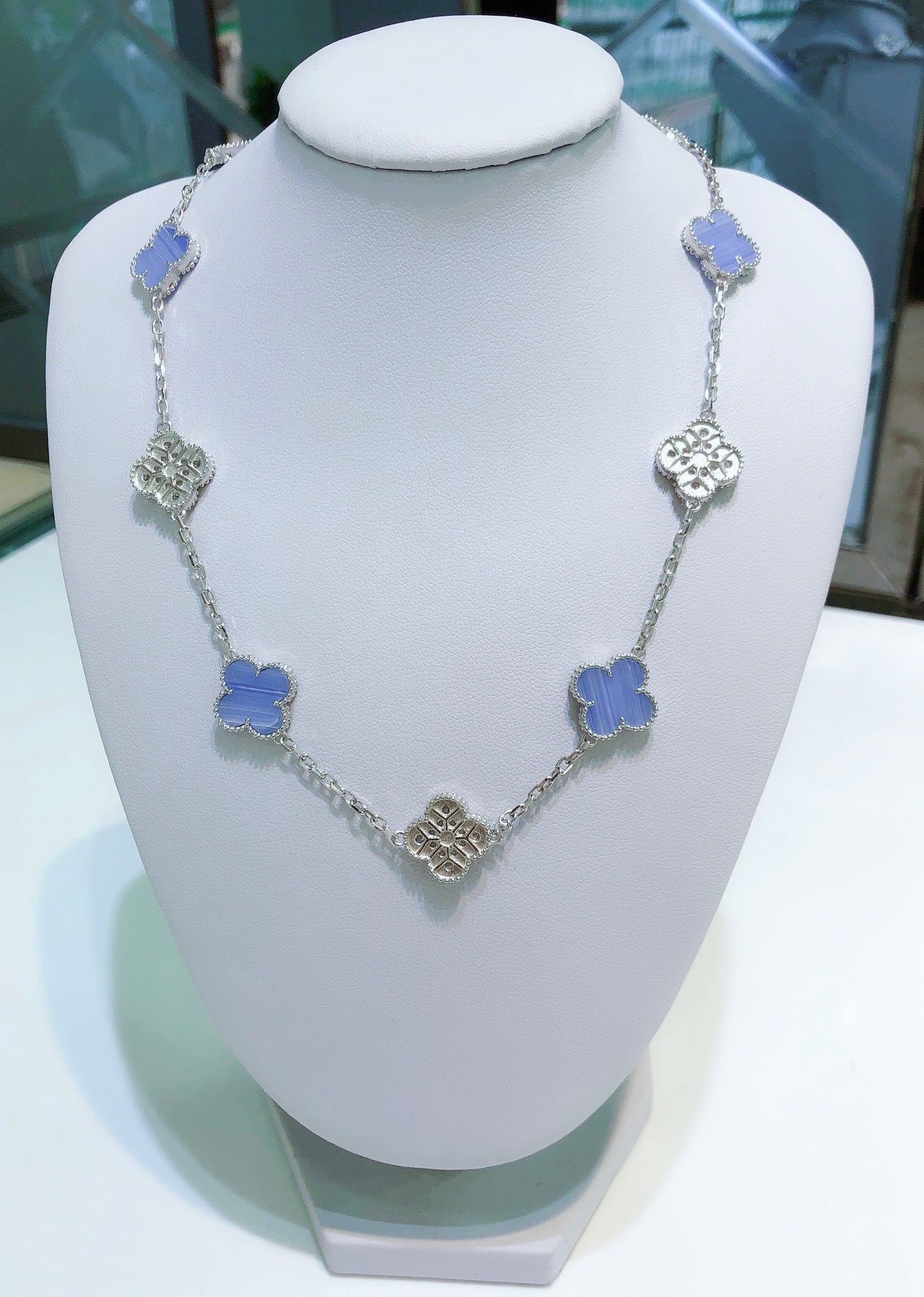 [Olivia JW]CLOVER 10 MOTIFS CHALCEDONY DIAMONDS SILVER NECKLACE