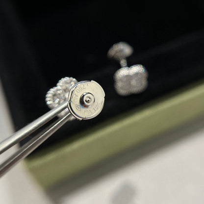 [Olivia JW]CLOVER MINI DIAMOND STUD EARRINGS