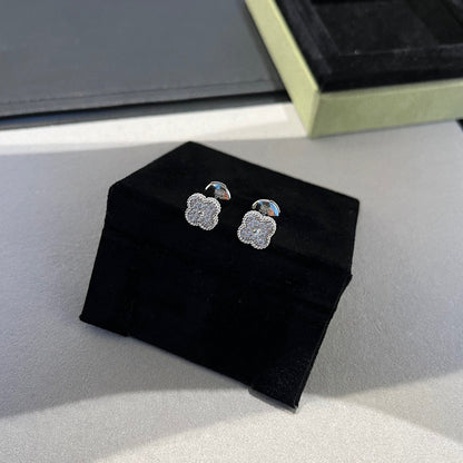[Olivia JW]CLOVER MINI DIAMOND STUD EARRINGS